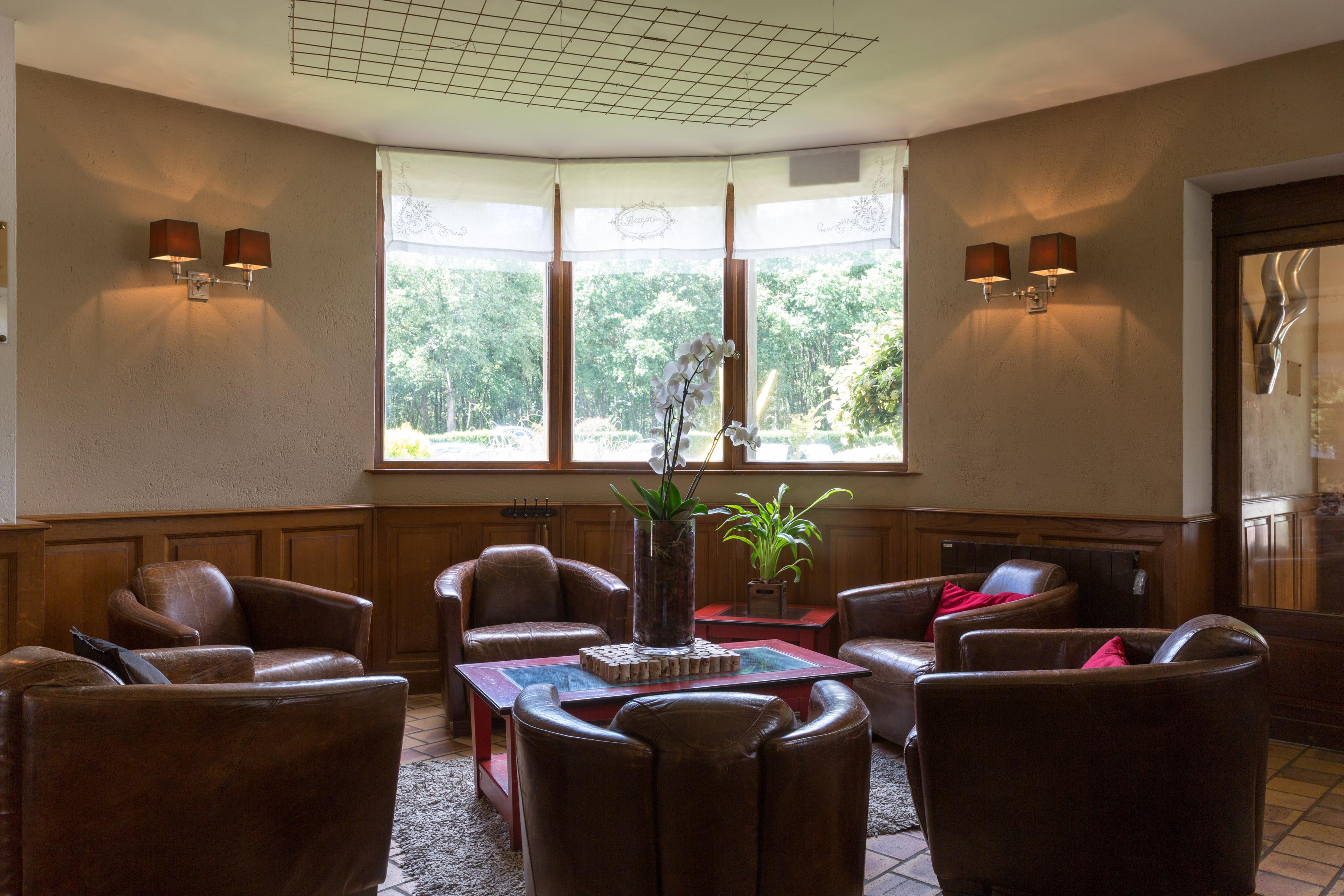 L'Oree Des Chenes, The Originals Relais La Ferte-Saint-Aubin Bagian luar foto